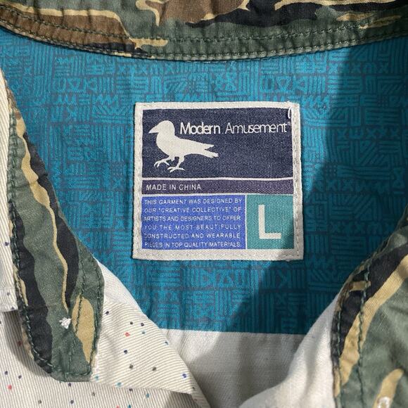 Modern Amusement White & Multicolor Thread Long Sleeve Flannel Button Shirt Sz L - Picture 3 of 9